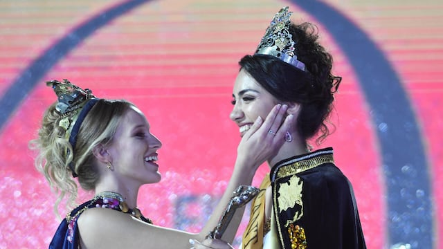 Natasha Sánchez Reina de la Vendimia y Giuliana Pilot Virreina de la Vendimia 2022.
Foto: Marcelo Rolland / Los Andes