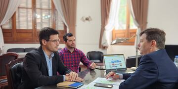 Leonardo Viotti, intendente; Juan Manuel Martínez Saliba, secretario de Prevención y Seguridad; Horacio Ciancio, secretario de Regiones, Municipios y Comunas.