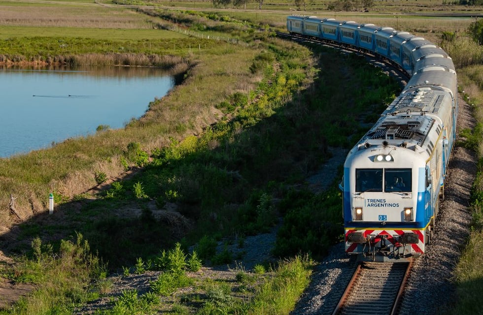 Salen a la venta los pasajes de trenes de larga distancia en abril: cuáles son los destinos
