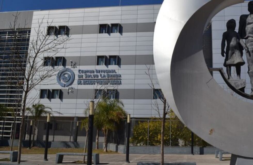 Camión embistió y mató a una adolescente de 15 años, y se fugó