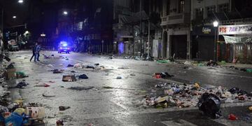 Las tareas de limpieza en la zona del Congreso\u002E
