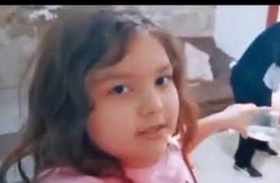 “Qué linda te ves trapeando, Esperancita”: el origen del audio viral que es furor en Tik Tok