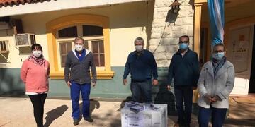 El subsecretario de Salud de Misiones, Héctor Proeza, encabezó la entrega\u002E