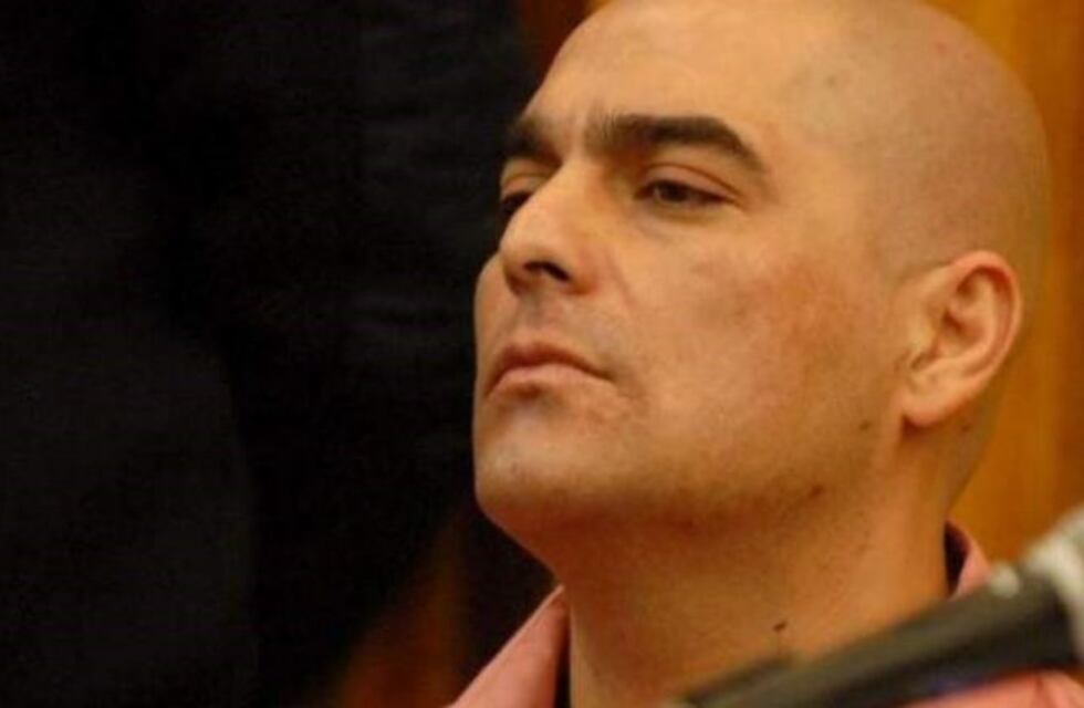 Expolicía con prisión perpetua por el crimen de un maestro neuquino asistirá a clases fuera del lugar de detención