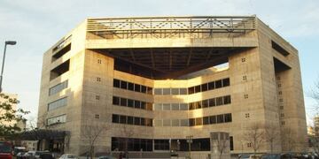 Se escogerán refuerzos del Coro Estable del Teatro Argentino de La Plata (web)\u002E