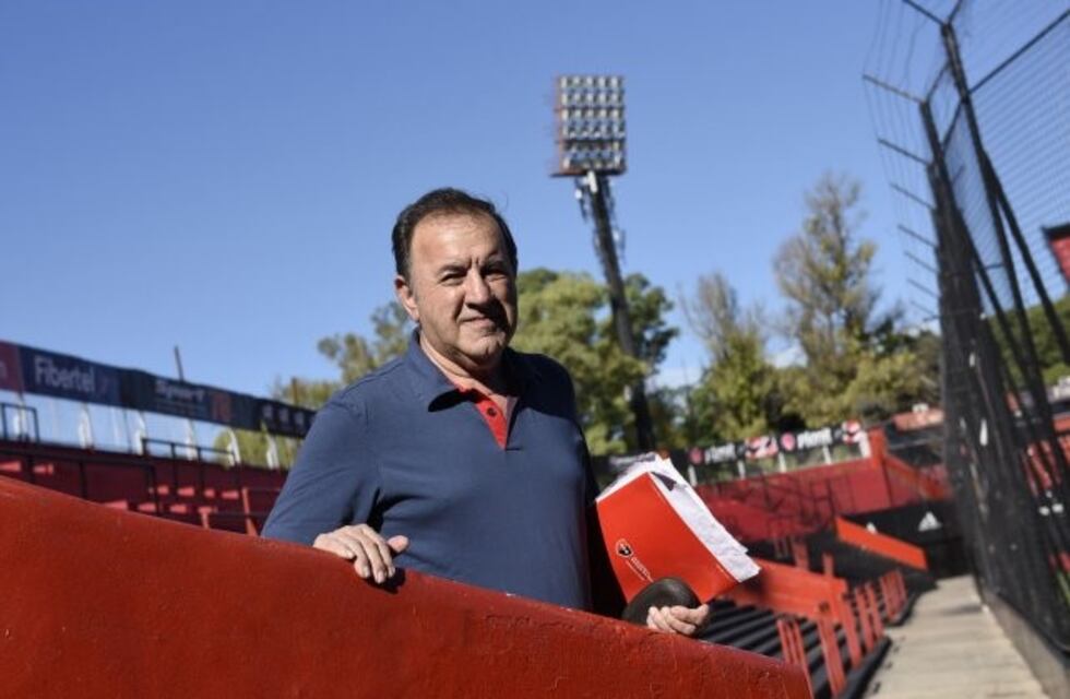 La comisión directiva de Newell's oficializó la renuncia de dos de sus integrantes