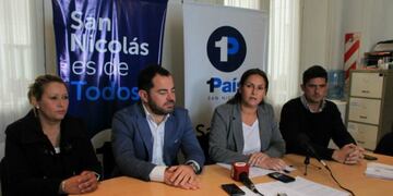 Rueda de prensa del Frente Renovador\u002E (El Informante)