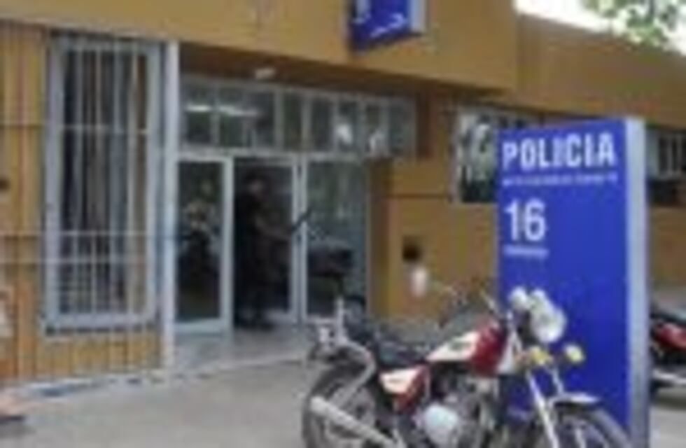 Se fugaron 13 presos de la comisaría 16°