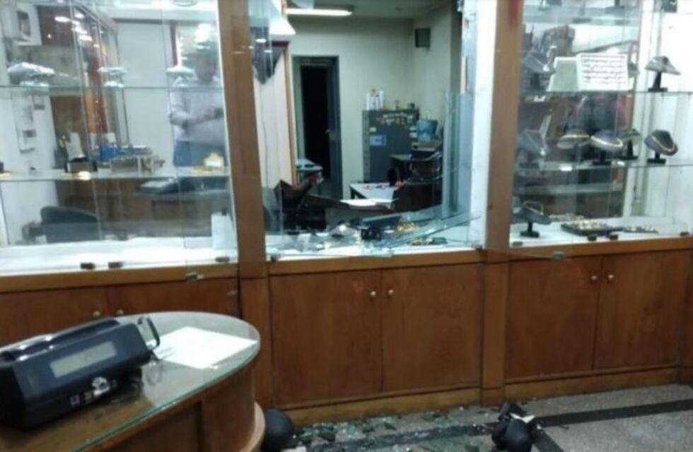 Asalto y toma de rehenes en una joyería en Villa Devoto