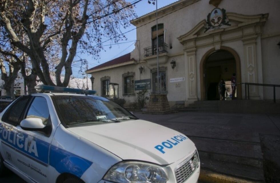 Maipú: robaron 15 mil pesos en cigarrillos de una carnicería