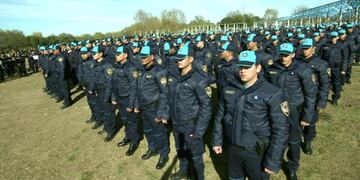 500 policías