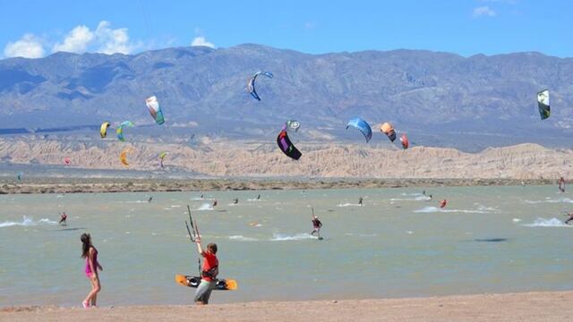 El dique Cuesta del Viento será escenario de otro espectacular evento internacional de kiteboarding.