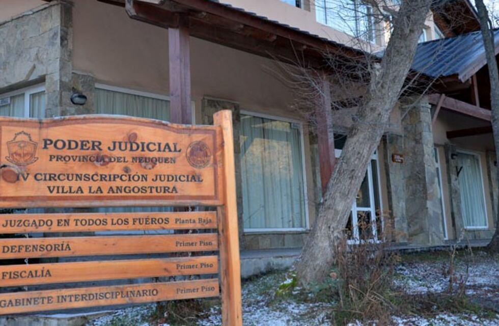 Fallo inédito: un juez avaló que lo despidieran por acosar a sus compañeras