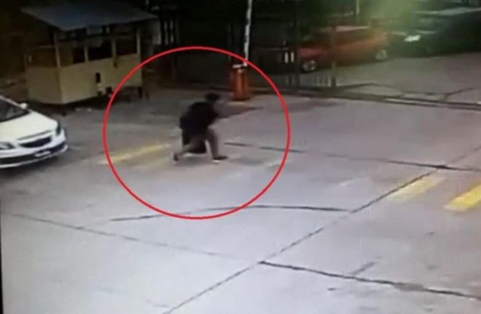 Le robaron un bolso a un fotógrafo mendocino con material de trabajo