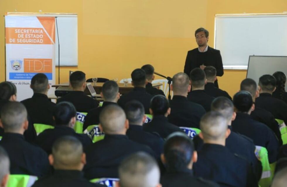 Se dictó una capacitación sobre violencia de género a cadetes y aspirantes de la policía provincial