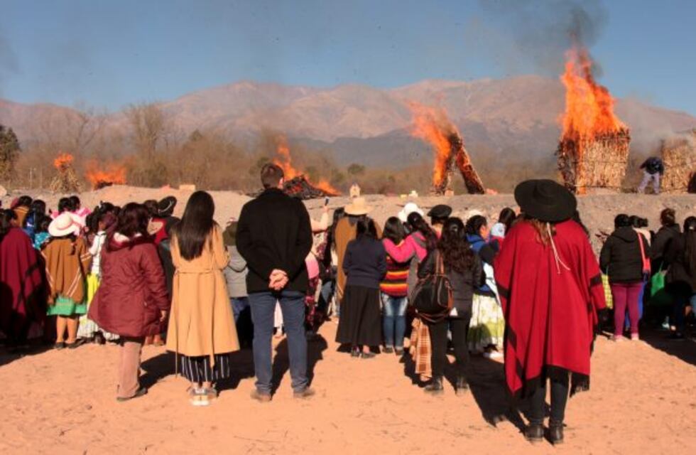 Villa Jardín de Reyes conmemoró el Éxodo Jujeño