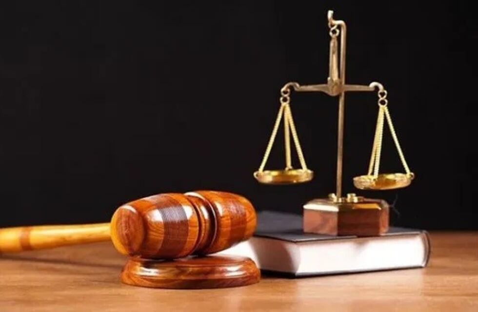Se libró una orden de detención para un Concejal de Tolhuin