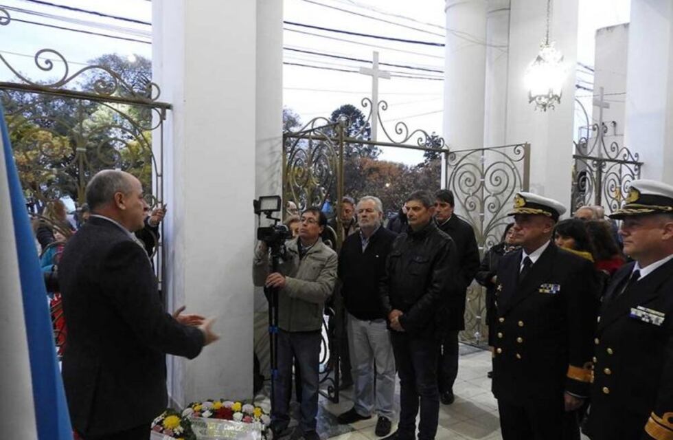 Acto por el 183° aniversario de la muerte del Coronel Rosales