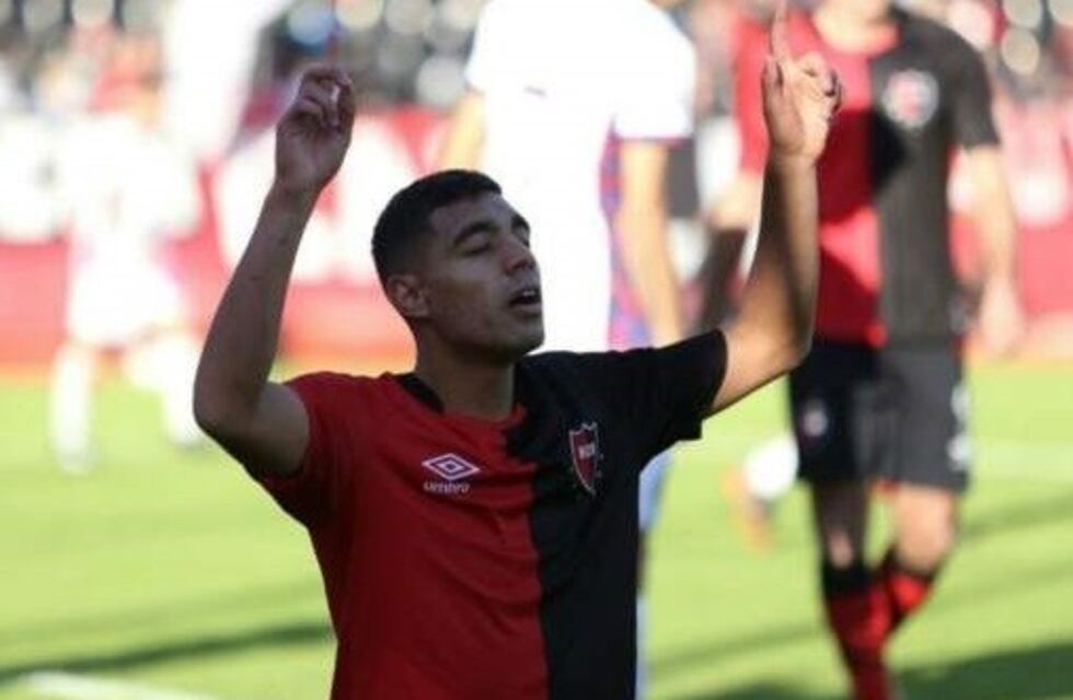 Otro delantero juvenil se va de Newell's a préstamo