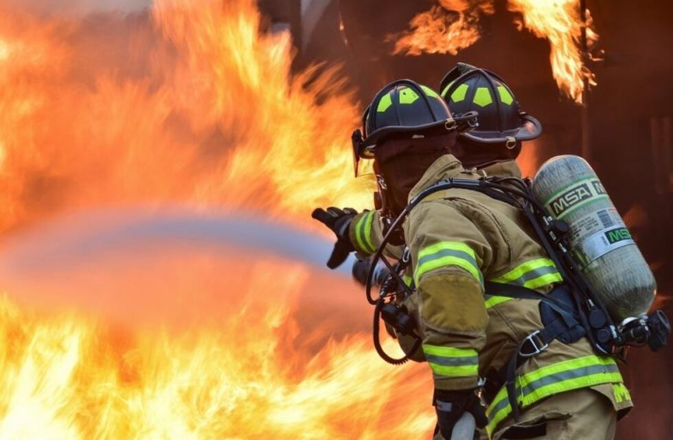 Una familia numerosa perdió todas sus pertenencia en un devastador incendio