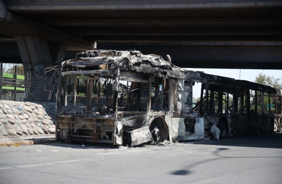 Estudiantes chilenos protestan en Córdoba por la represión en Chile