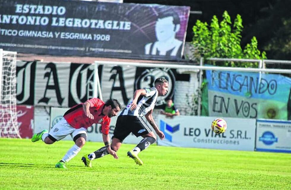 Coleoni analiza varios cambios para recibir el viernes a Arsenal