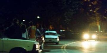 En el lugar quedu00f3 tirada su chapa patente. Con esos datos, la policu00eda identificu00f3 el coche y determinu00f3 que es un vehu00edculo que tiene prohibiciu00f3n para circular.