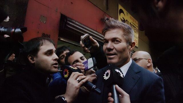 Buenos Aires, Argentina. 21st July 2015 -- Fernando Burlando, lawyer of Diego Maradona's ex-wife, Claudia Villafau00f1e, seen as he leaves court in Buenos Aires following a patrimony hearing. -- Claudia Villafau00f1e and her daughter Giannina Maradona met with th