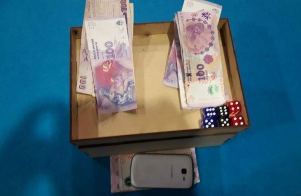 Canals: 13 personas detenidas por juego clandestino