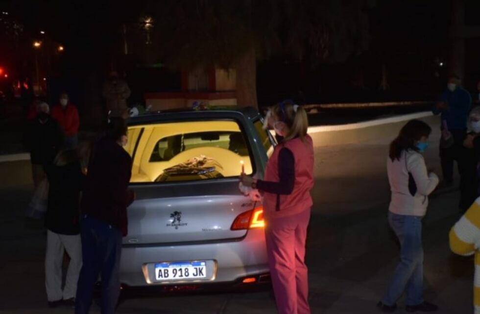 Emotiva despedida a la enfermera mendocina que murió de coronavirus