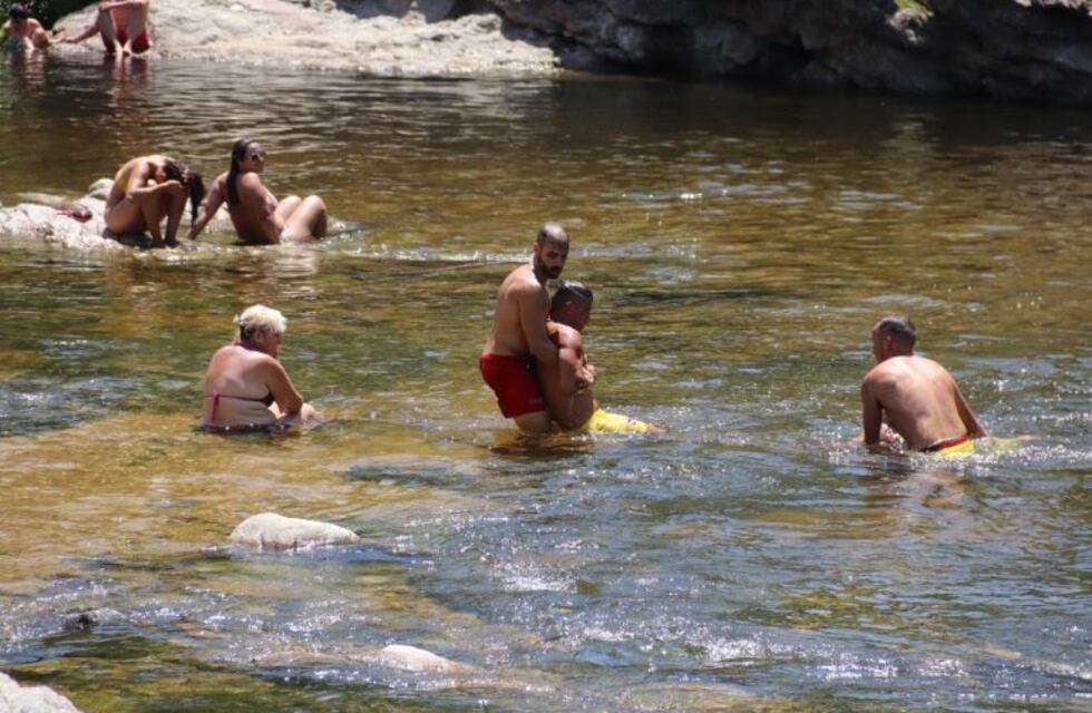 Carlos Paz: guardavidas realizaron 31 rescates durante el fin de semana