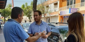 Daniel Lafarina y Viviana Vercelli caminaron las calles de Arroyito