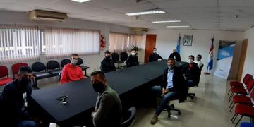 Futbolistas de Talleres, Belgrano, Instituto y Racing piden volver a entrenar\u002E