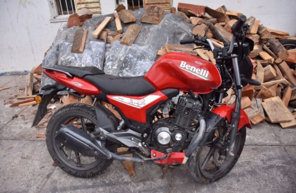 Detuvieron al motociclista que llevaba a la chica que murió tras un choque