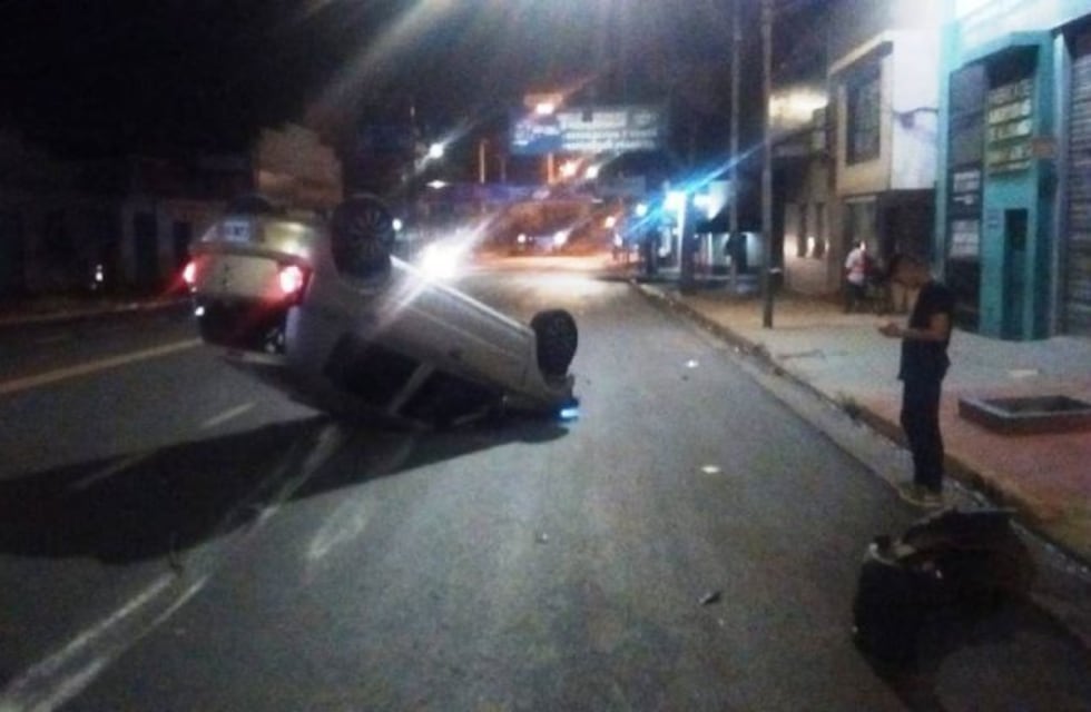 Con 2,62 de alcohol en sangre, cadete Penitenciario volcó en la Uruguay