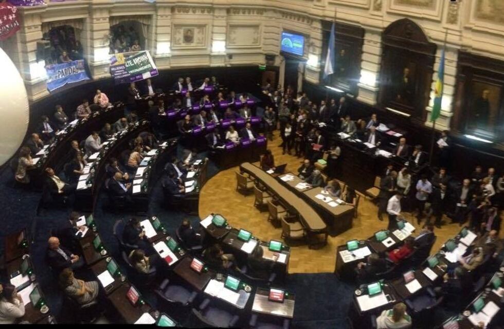 La Cámara de Diputados bonaerense sancionó la ley que establece la paridad de género en las listas electorales