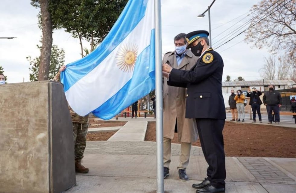 Las Heras celebró el 9 de Julio con la remodelación de una plaza