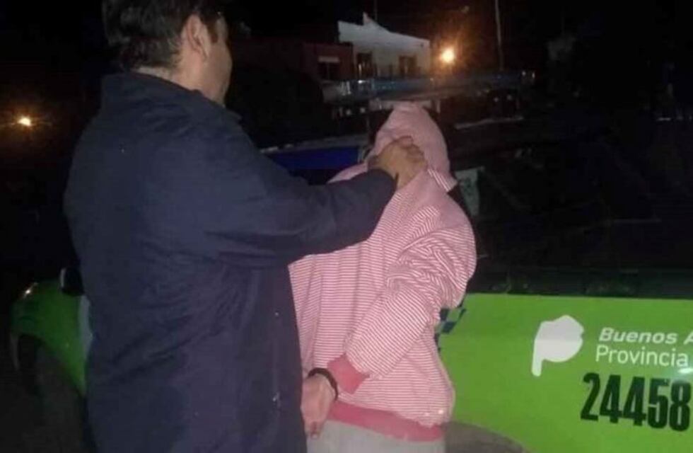 Un taxista fue asaltado por dos delincuentes que se hicieron pasar por pasajeros