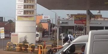 Nuevo aumento de los combustibles en Posadas\u002E (Foto: Misiones Online)