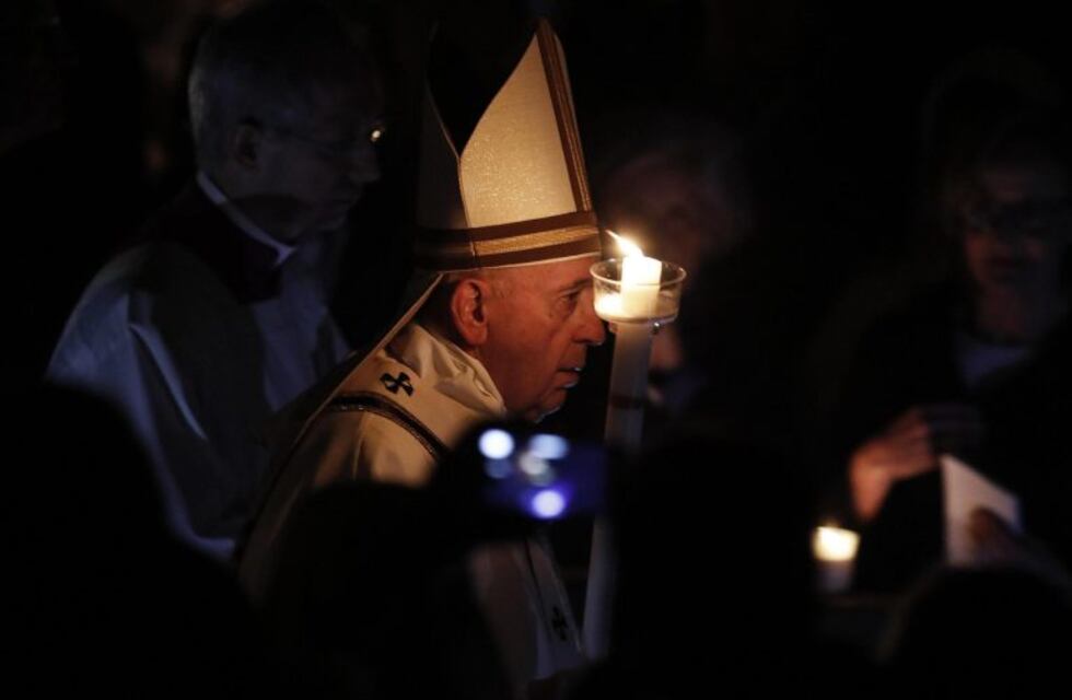 Los pedidos del Papa en la Vigilia Pascual