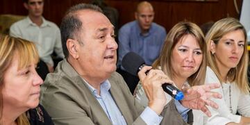 Antonio Ratner anunció una protesta del Sindicato de Trabajadores Municipales de Rosario por el desdoblamiento del pago de haberes\u002E (Facebook)