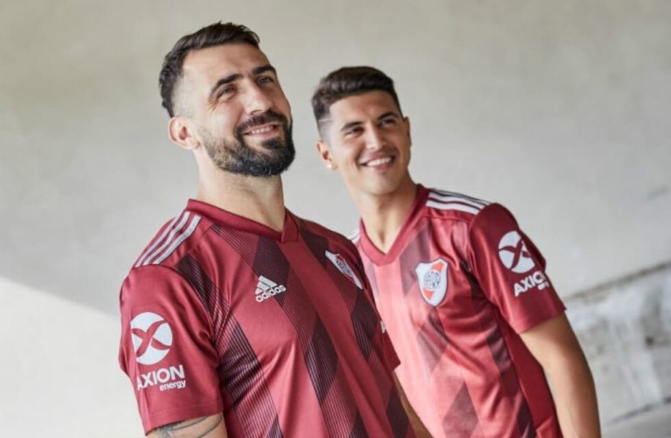 Una camiseta con historia: el nuevo diseño de River en homenaje a Torino