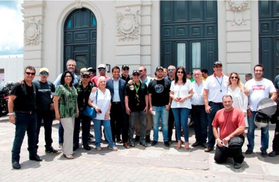 Expusieron motos que forman parte de una caravana desde Buenos Aires