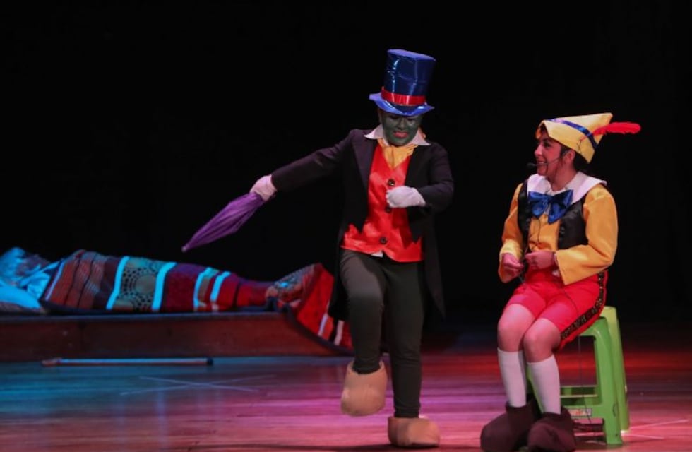Pinocho es víctima de trata y tráfico, en una obra teatral en Bolivia