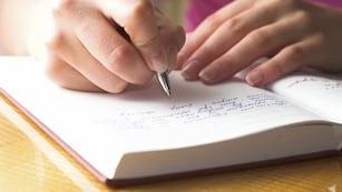 La psicología explica qué cosas se ven reflejadas en la escritura a mano.