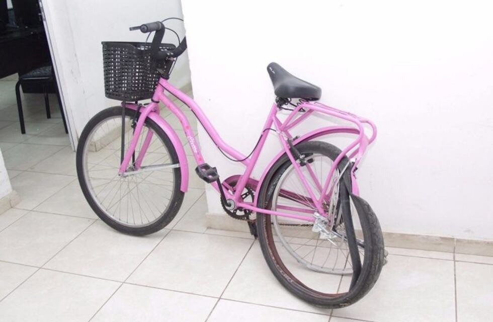 Buscan a un conductor que atropelló a una ciclista y huyó en Villa Mercedes