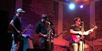 Noche de rock solidario en La Plata\u002E