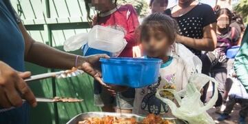 Más de 28 mil personas se alimentan en comedores comunitarios de Mendoza\u002E
