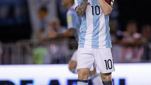 BAS01. BUENOS AIRES (ARGENTINA) 28/03/2017.- Fotografu00eda del 23 de marzo de 2017 del jugador de la selecciu00f3n argentina de fu00fatbol Lionel Messo durante el partido de clasificaciu00f3n para el Mundial de Rusia 2018 disputado contra Chile en el estadio Monumental