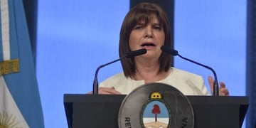 La Ministra dio una teleconferencia\u002E